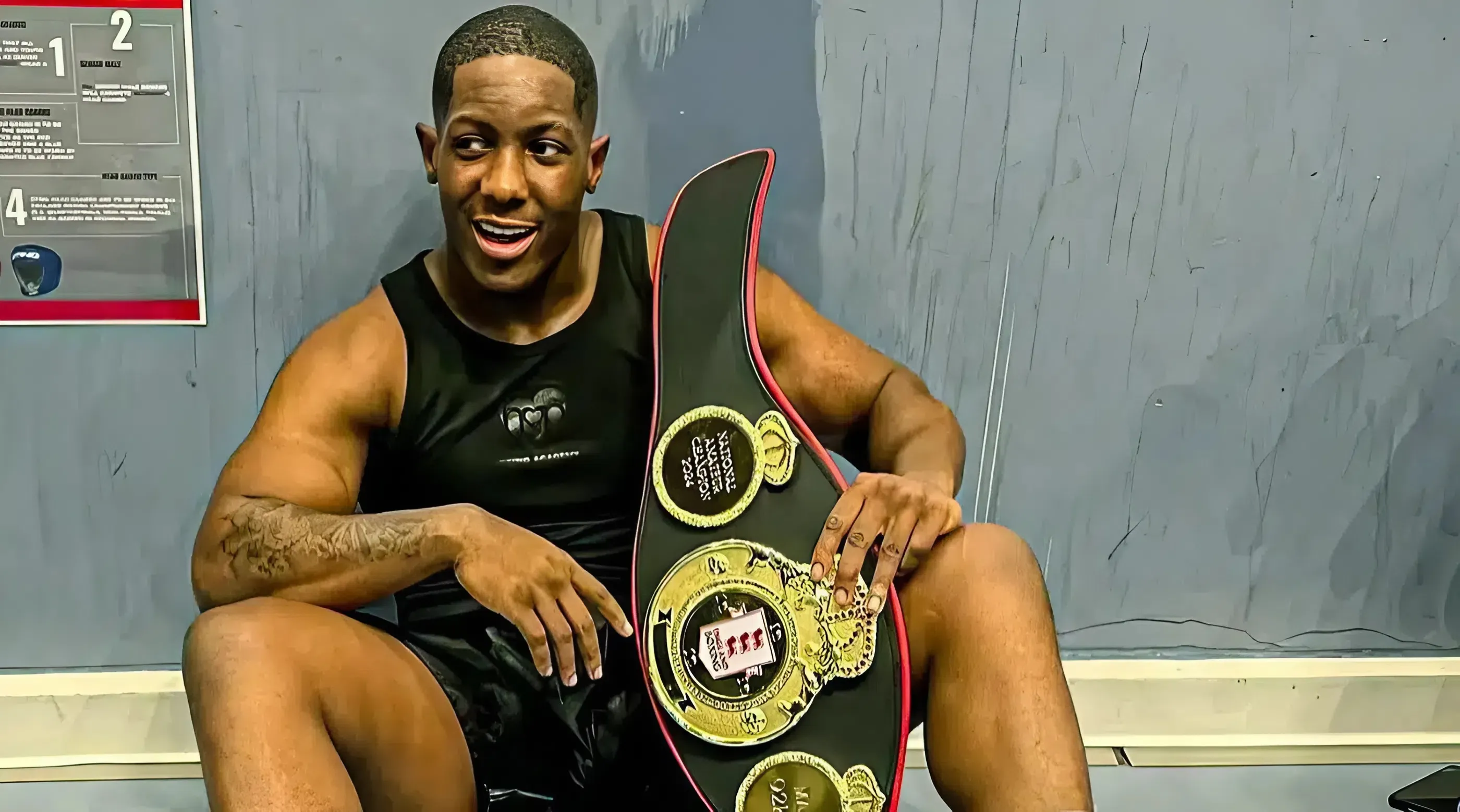Portsmouth heavyweight Derrick Osadolor turns pro under former world champion trucc