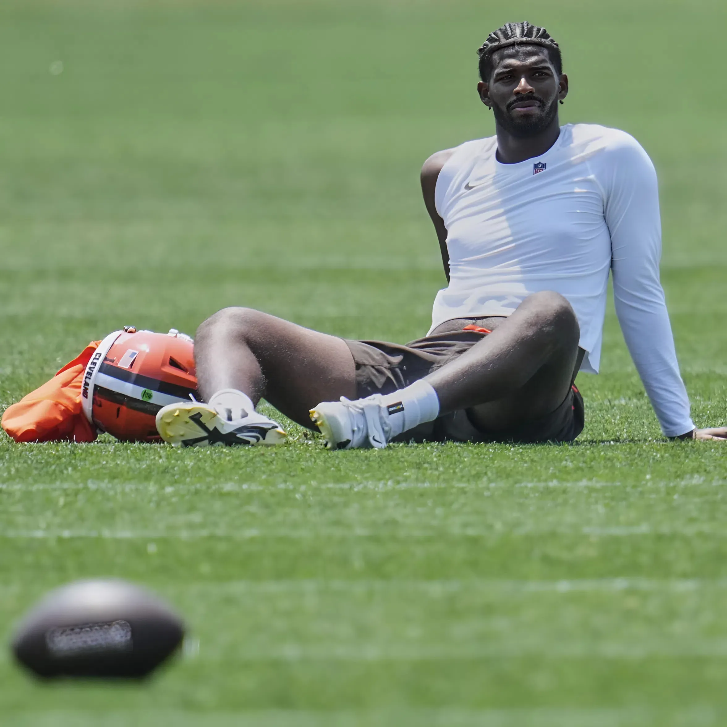 Browns QB Shedeur Sanders Issued Stern Warning Amid Uncertainty