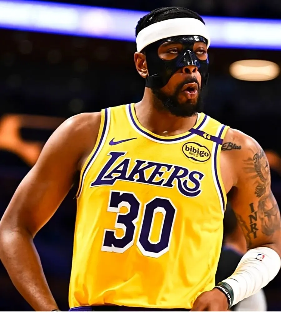 Lakers’ Goodwin, Kings’ Jones Have Team Options Exercised