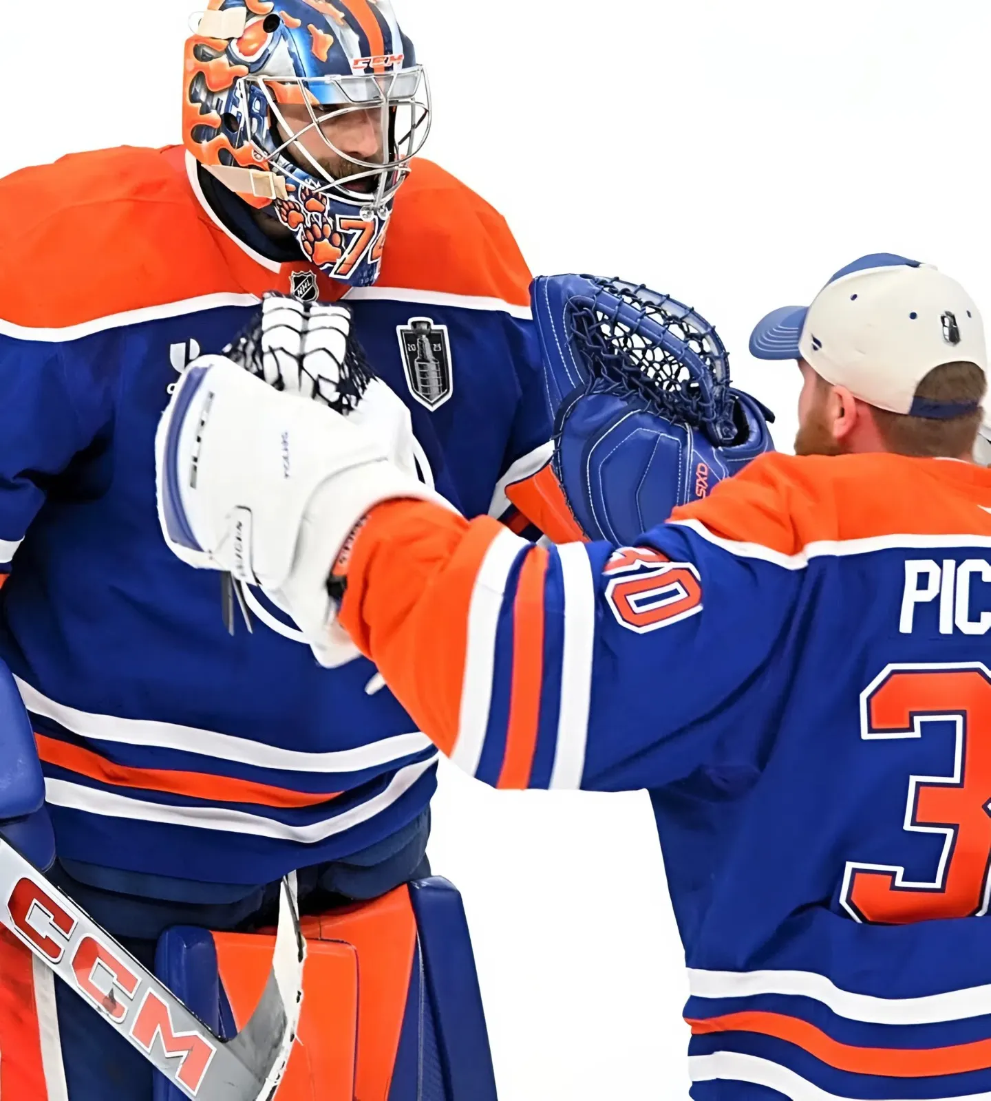 ‘Certainly a possibility’: Oilers’ evaluation of goaltending market could lead them to retaining their current tandem