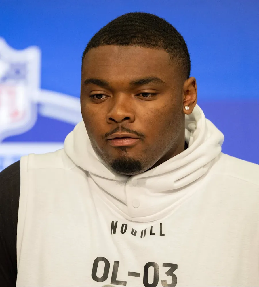 72 Days until Bears 2025 season: Is Kiran Amegadjie Chicago's starting left tackle?