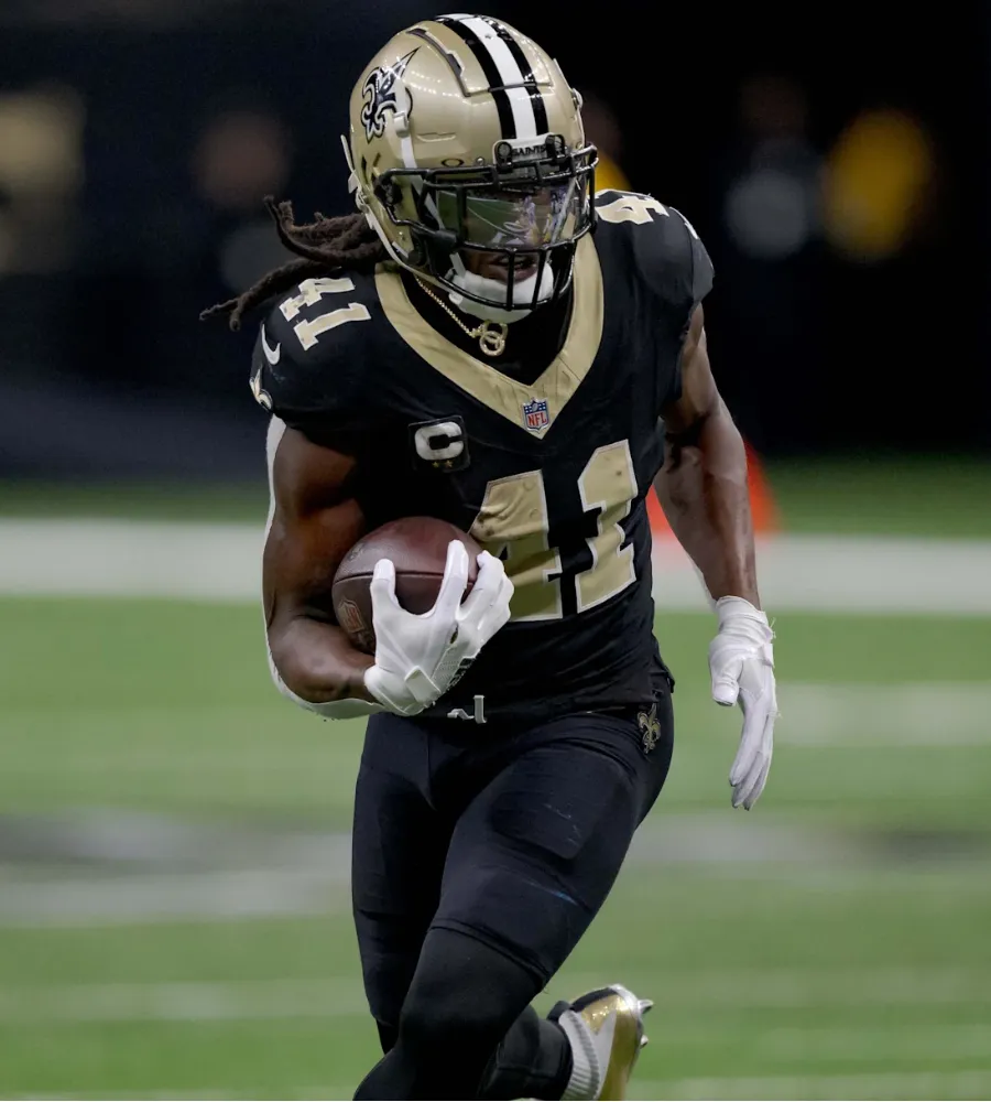 Broncos Again Urged to Trade for Saints RB Alvin Kamara
