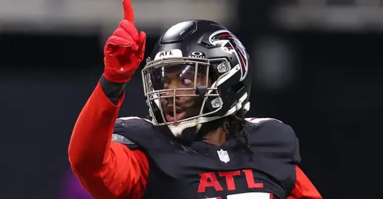 Lions Urged to Add $54.5 Million Edge Rusher to Fill Key Need