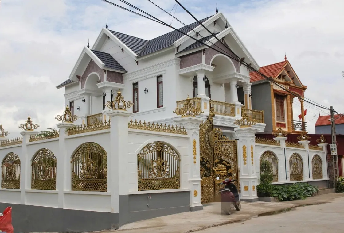 Cứ tưởng c:.on đi làm ăn xa gửi t:.iền về cho gia đình xây căn biệt thự to đẹp nhất nhì làng, ai mà ngờ lại xây bằng t:.iền luadao bà con khắp cả nước