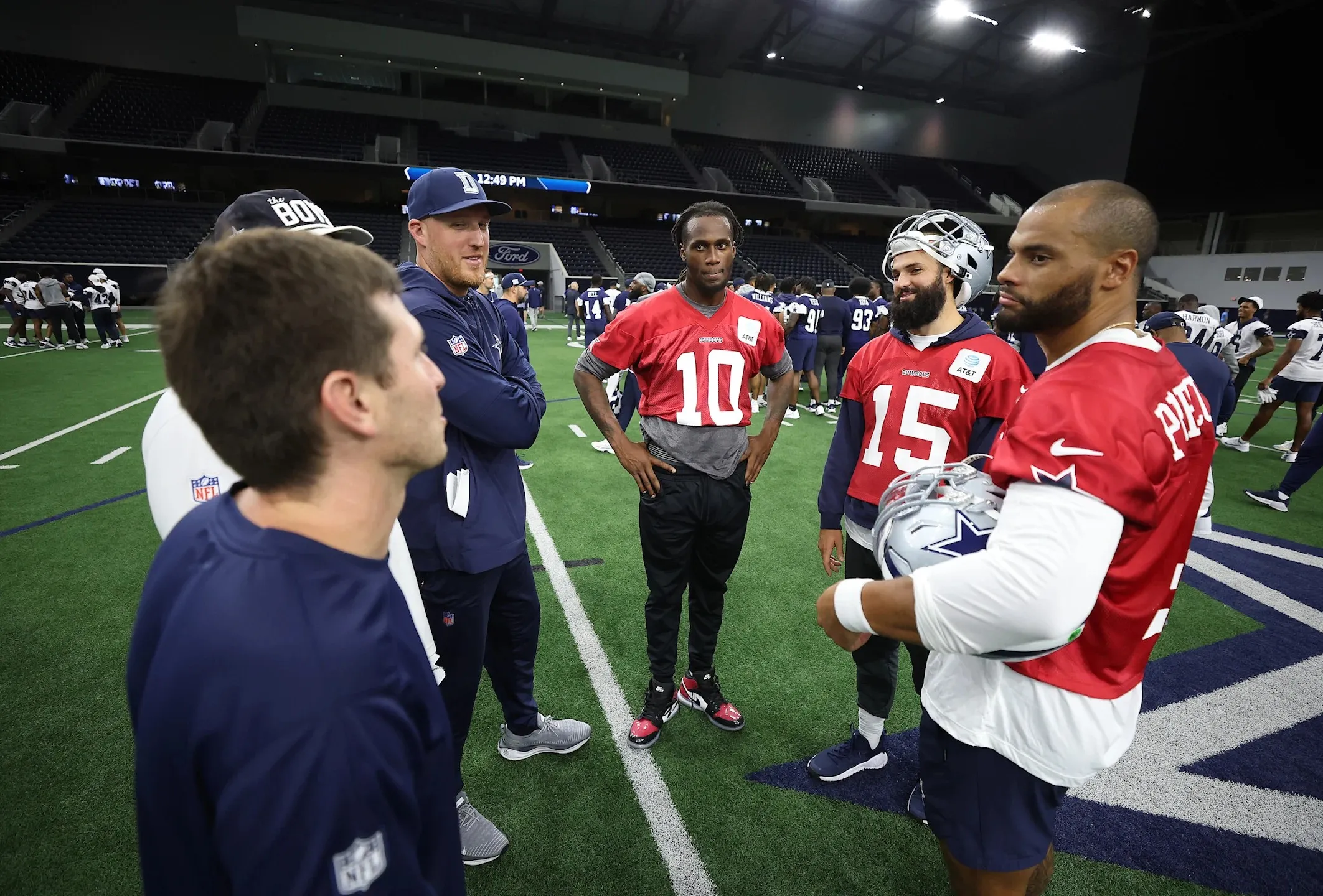 Cowboys Predicted to Cut Ties With Former 3rd-Round Pick Quarterback