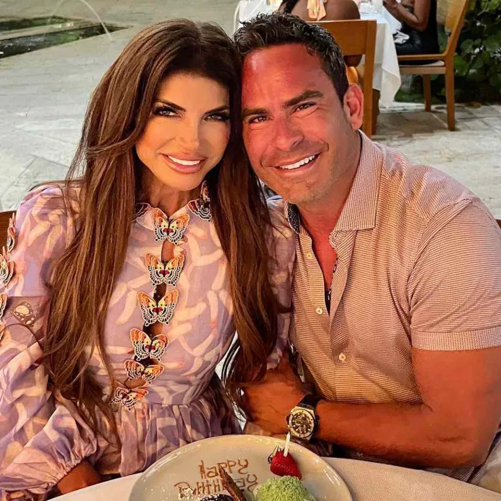 ‘These aren’t his kids!’ – Explosive family feud erupts as Teresa Giudice’s relatives turn on Luis Ruelas for refusing to help pay her $3M tax debt in fiery leaked texts accusing him of ‘watching her drown’ - suong