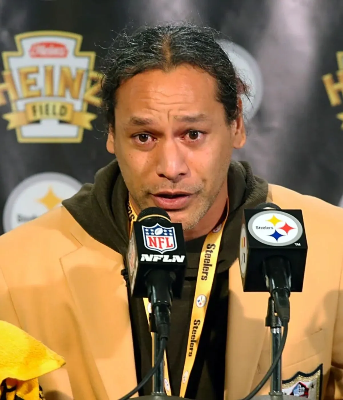 The Never-Before-Told Story Of Steelers' Troy Polamalu Saving His Teammate's Life