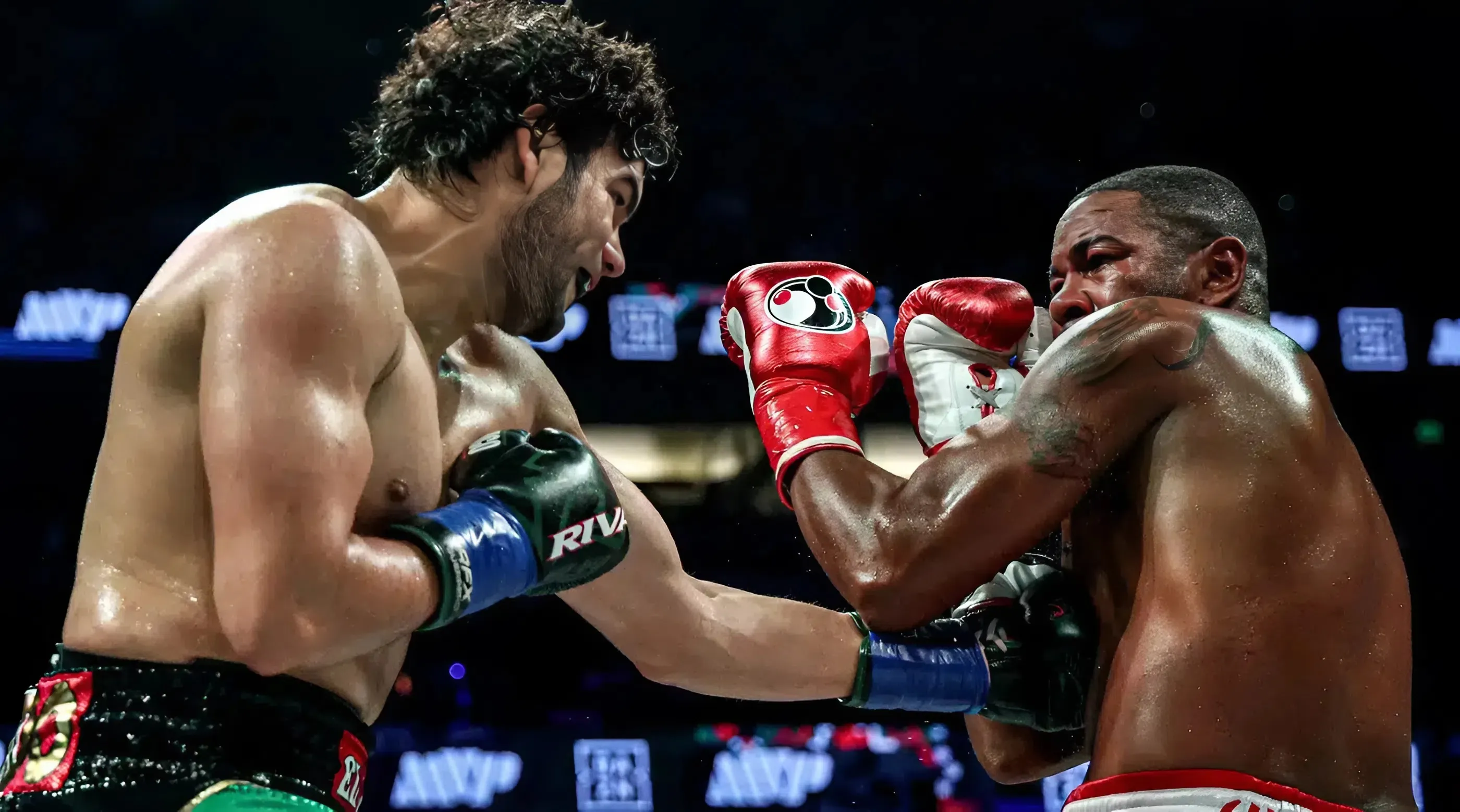 Ramirez Dominates Dorticos to Retain Cruiserweight Titles in Thrilling Showdown trucc