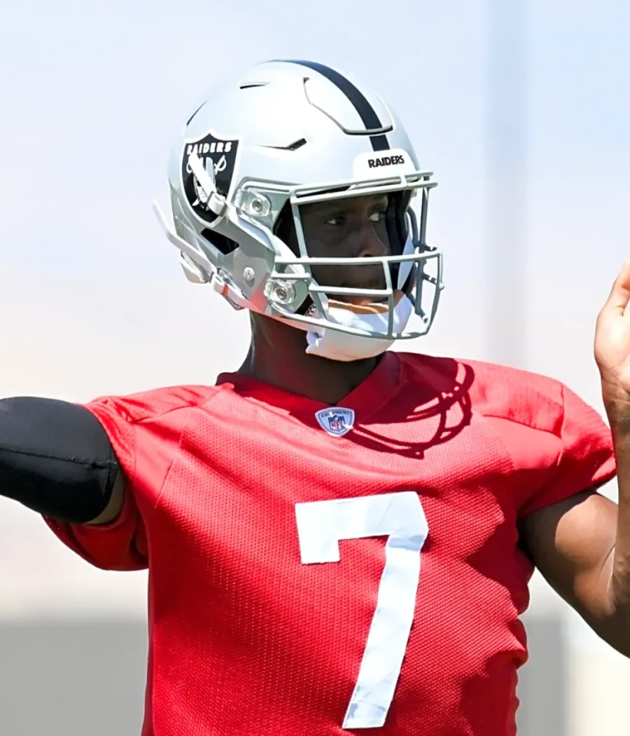 Las Vegas Raiders News: Analyst Explains Why Tom Brady Chose Geno Smith Over Sam Darnold
