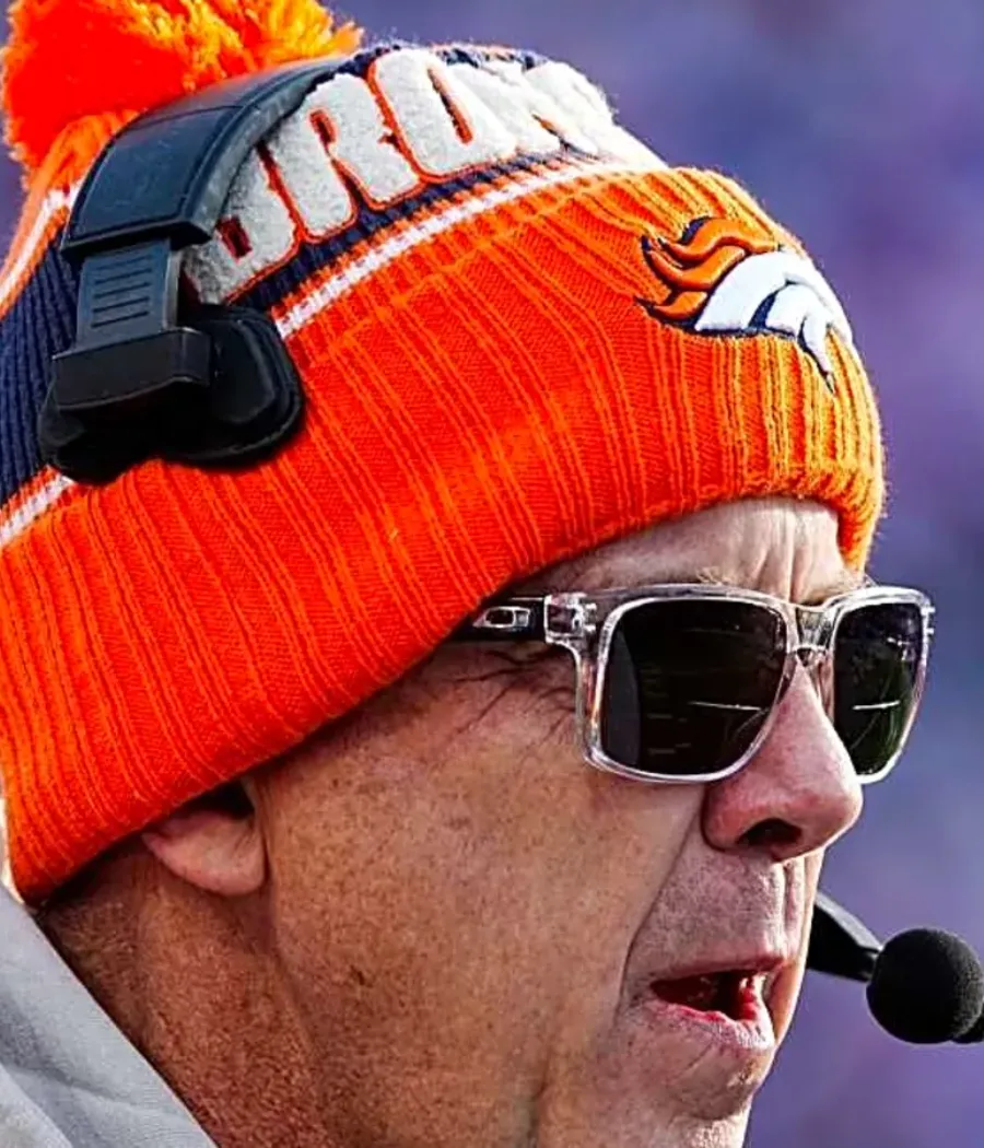 NFL anaylst says the time is now for the Broncos to give a veteran player the contract extension he deserves