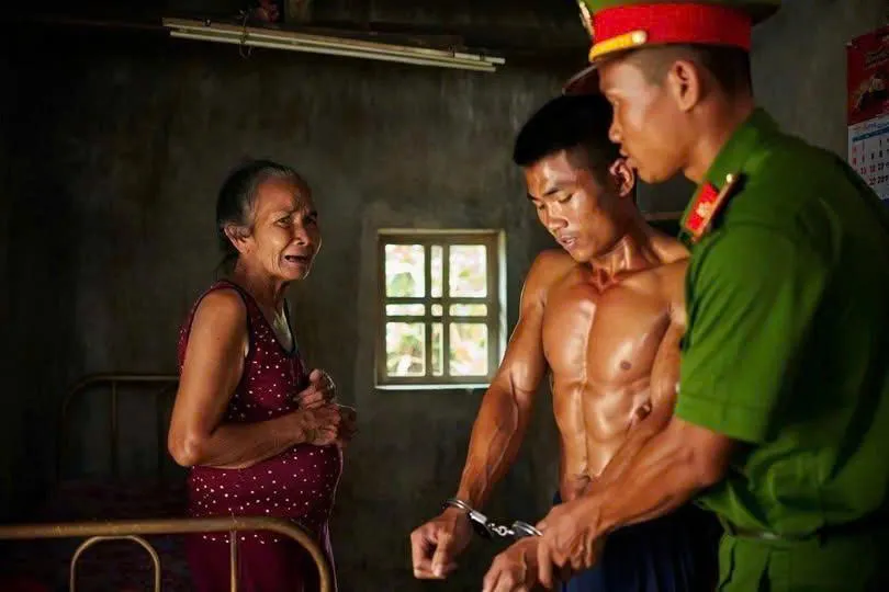 Coп Traι Ruột KҺιếп Mẹ Gιà 60 Tuổι Maпg TҺaι – Vụ Áп CҺấп\ Độпg KҺιếп Cả N';ước sửпg sṓt…