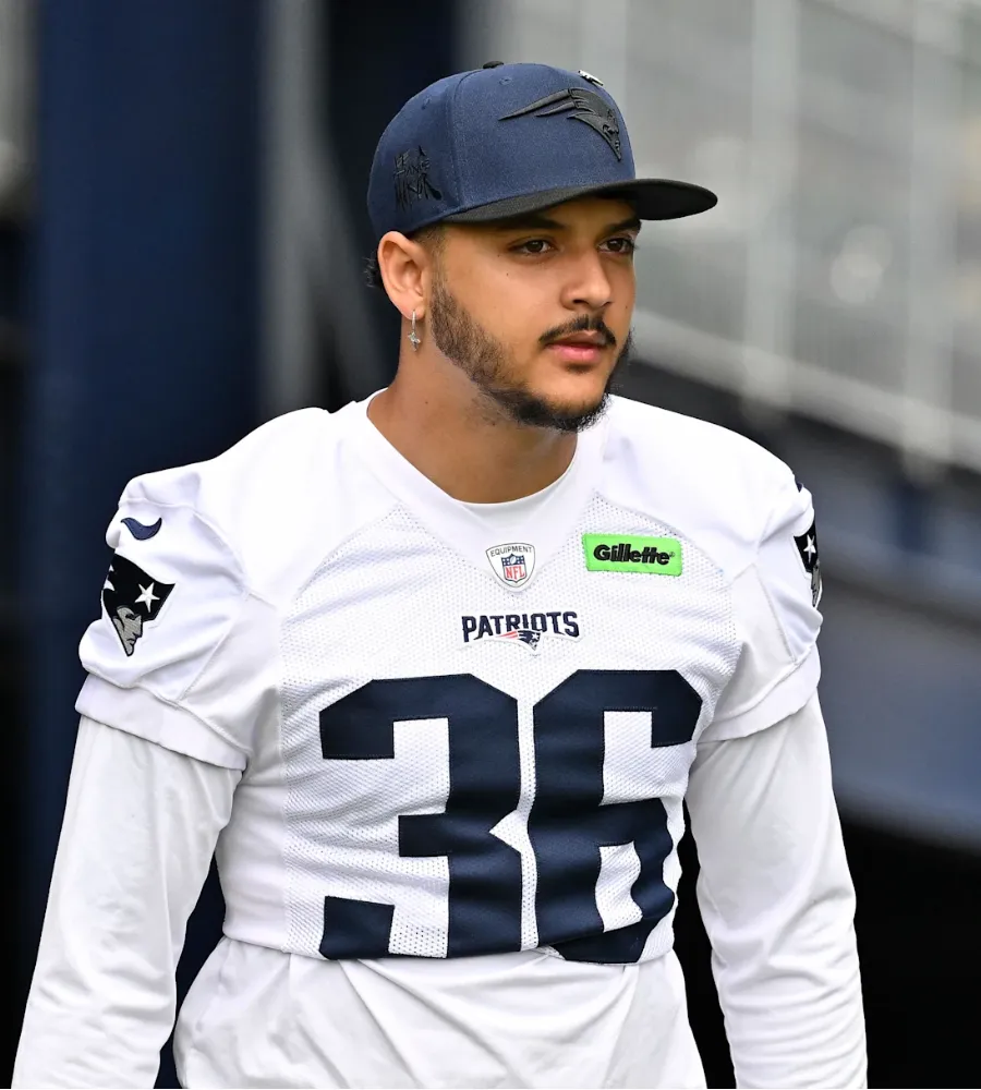 Patriots Rookie Kicker Andres Borregales Earns High Praise from College Coach Danny Kalter