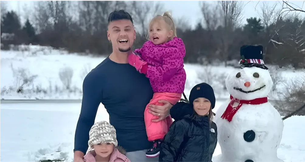 Tyler Baltierra Just Flipped the Script on Every “Lazy Dad” Stereotype — and the Internet Can’t Handle It!