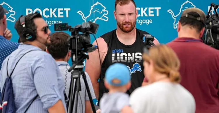 Why Frank Ragnow's retirement has not been made official yet, and why he's still listed on the Lions' roster