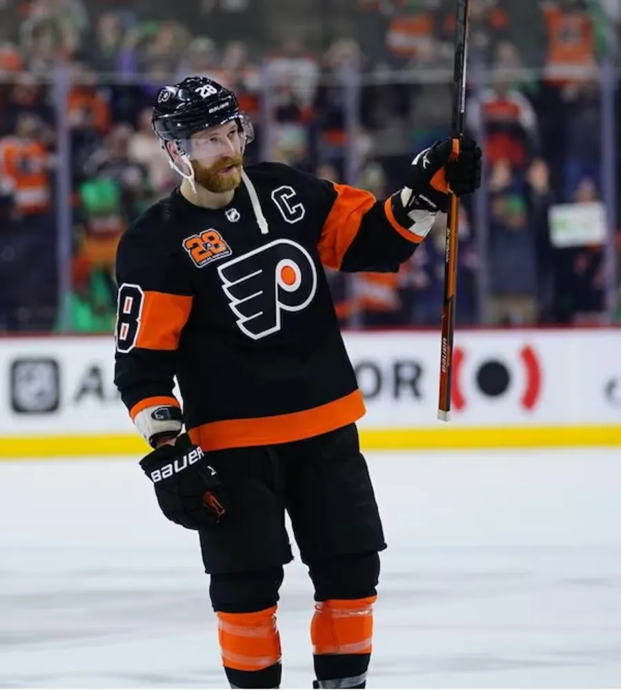 Potential Claude Giroux Flyers Reunion Put on Hold for 1 More Year