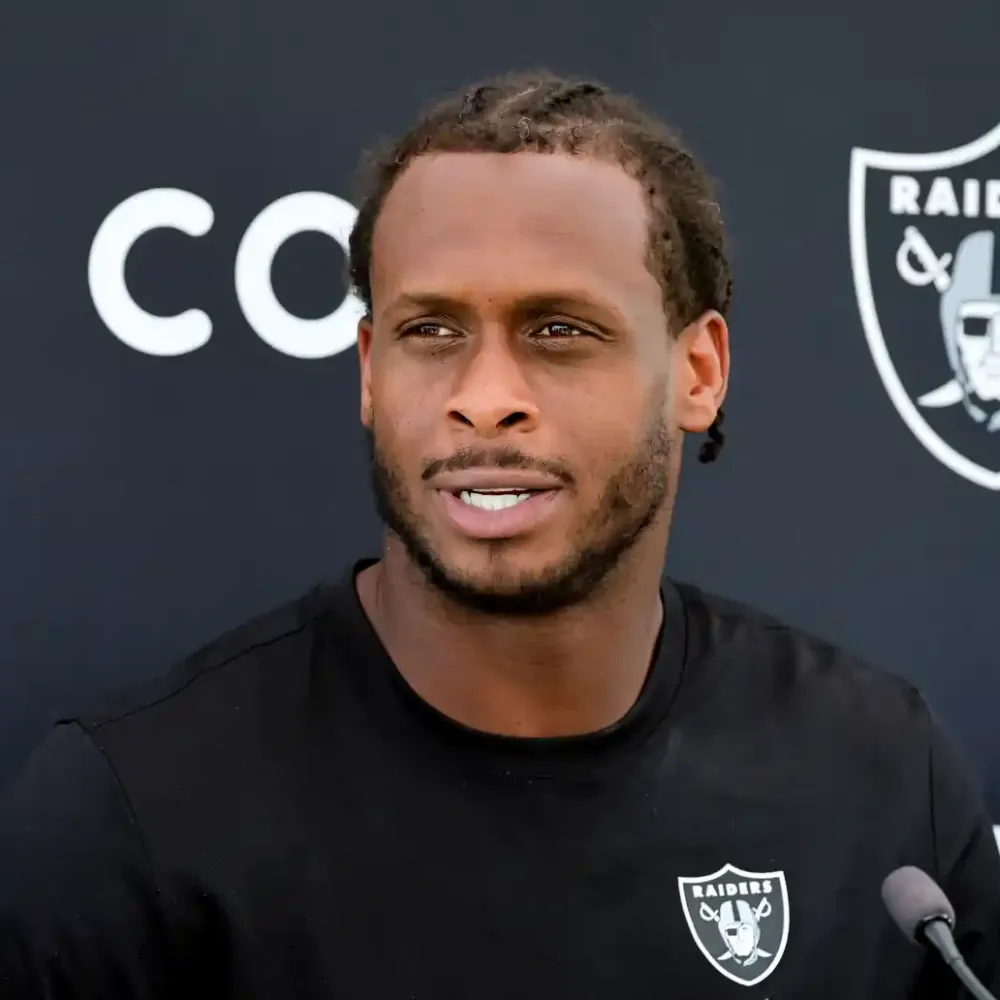 ‘That’s why they pay me the big bucks’ – Raiders QB Geno Smith caught on video in fiery trash-talking rant at youth football event just months after $75M deal - suong