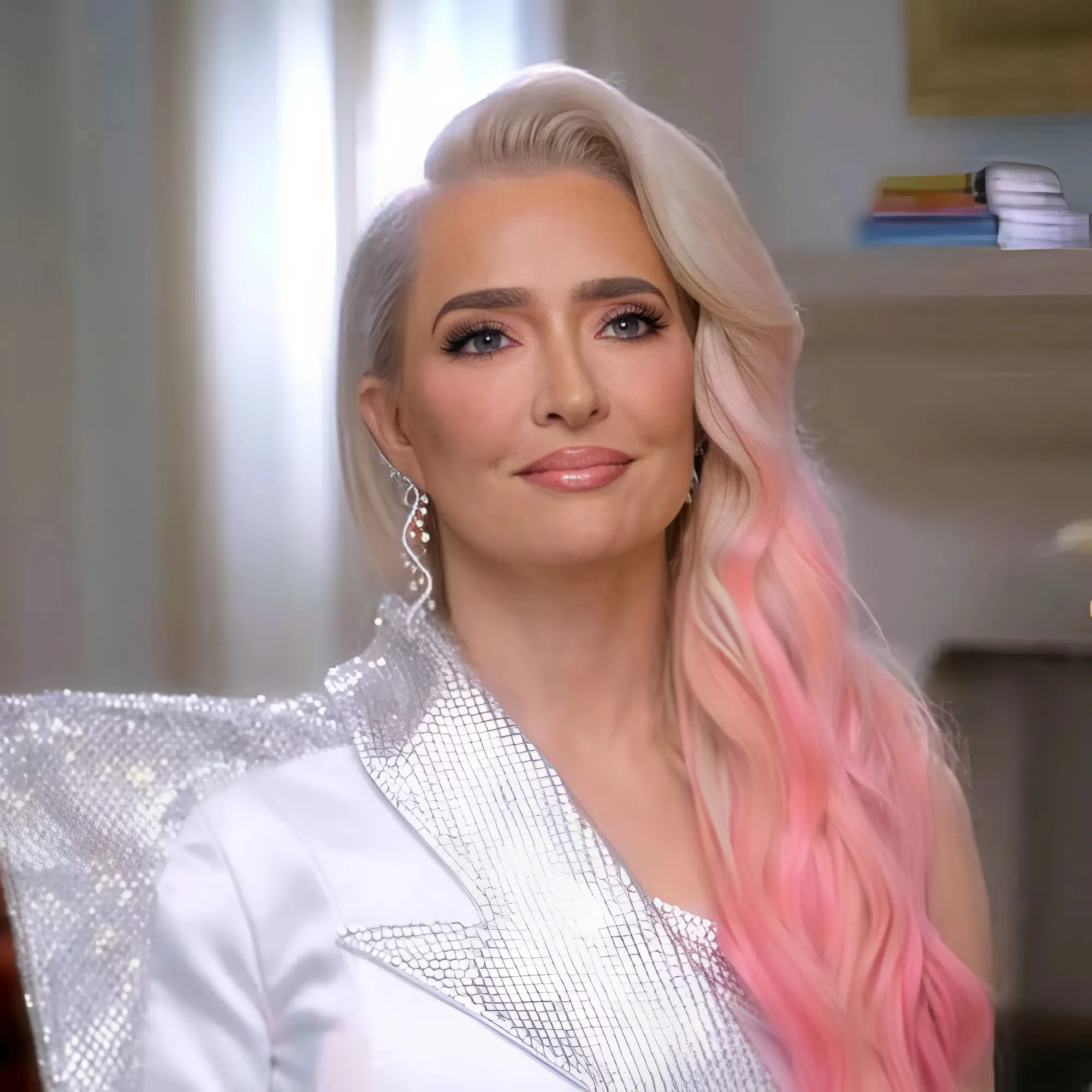 "Erika Jayne Shocks As She Reveals Financial Crisis After Paying $1.7 Million To Tom Girardi – Facing Jail If She Doesn't Pay $2.3 Million!"
