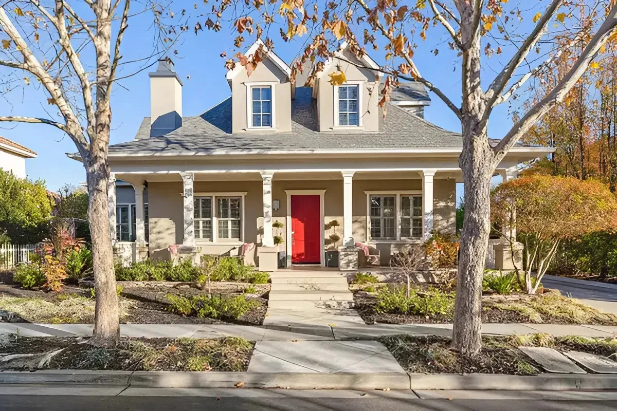 "Kim Zolciak Shocks When She Publicly Owns a House Worth 2.7 Million USD - Revealing the Shocking Secret About How She Earned This Huge Amount of Money in Just 6 Months, Making Fans Not Believe Their Eyes!"