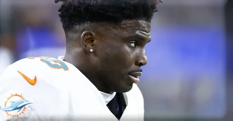Tyreek Hill’s Reaction to Jalen Ramsey Trade Sparks Talk of Chiefs Reunion