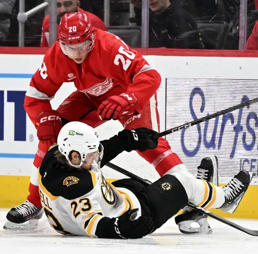 Red Wings Bring Back Standout Rookie