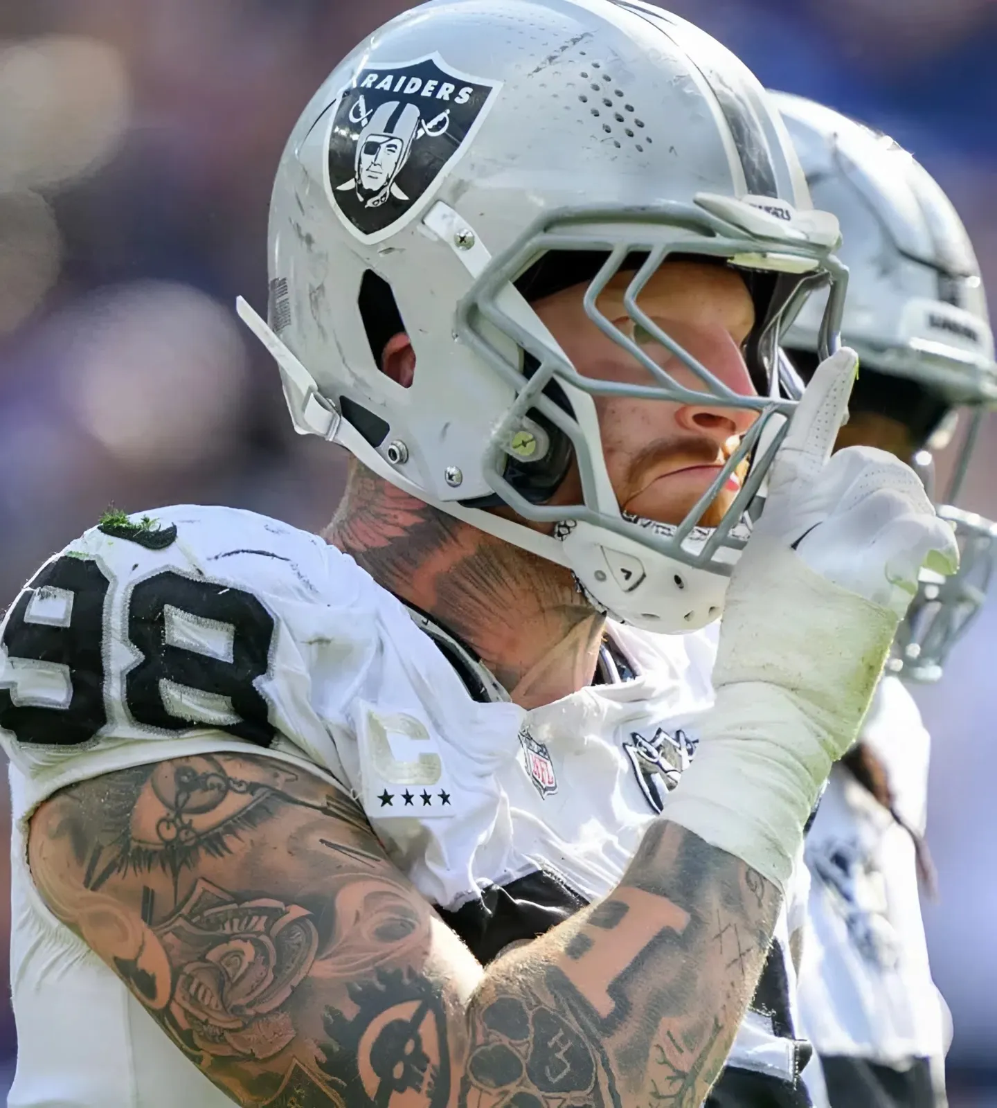 Maxx Crosby drops ‘best’ take on himself, Patrick Mahomes
