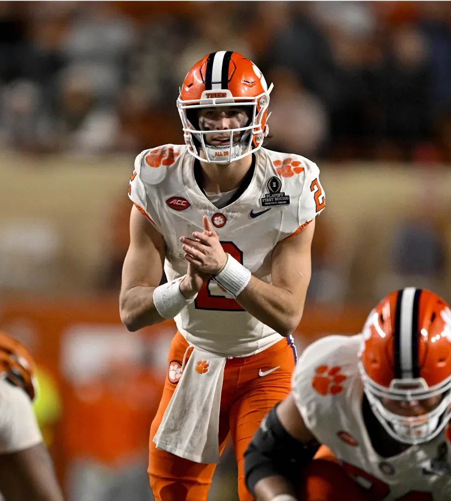 Browns Projected to Draft Mobile Quarterback No. 1 Overall in 2026