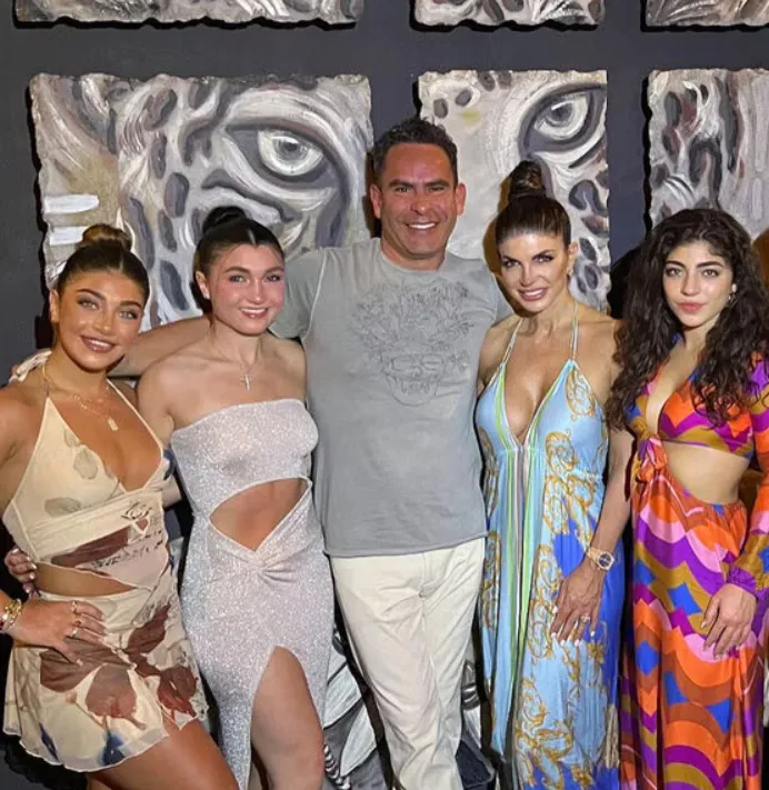 Louie Ruelas Reveals Why He Was “Afraid” of Being a Stepdad to Teresa Giudice’s Daughters
