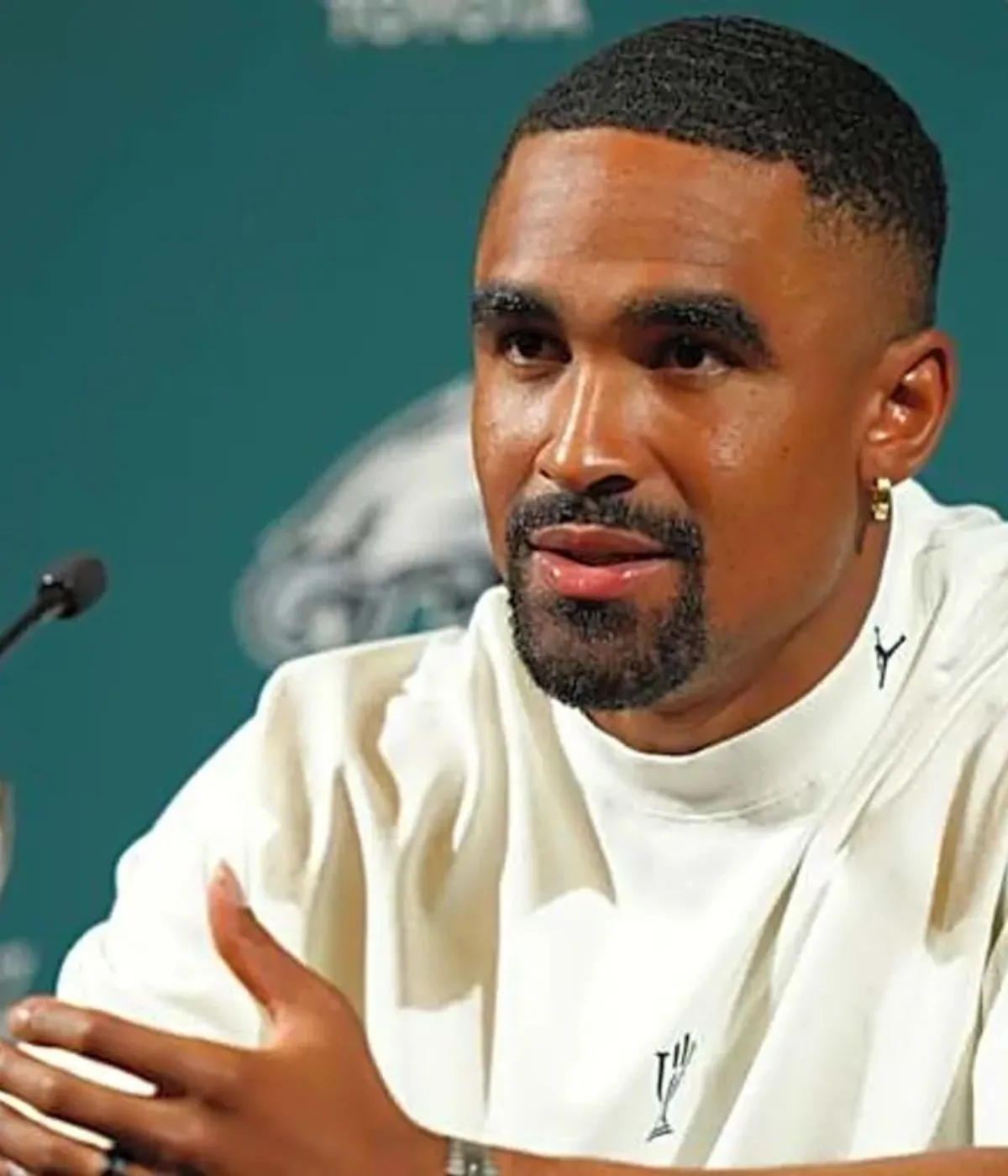 Eagles' Jalen Hurts Turning Heads: 'Close To Inevitable'