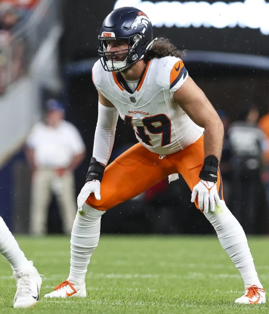 Alex Singleton: It's crazy not to have goal of being best Broncos defense
