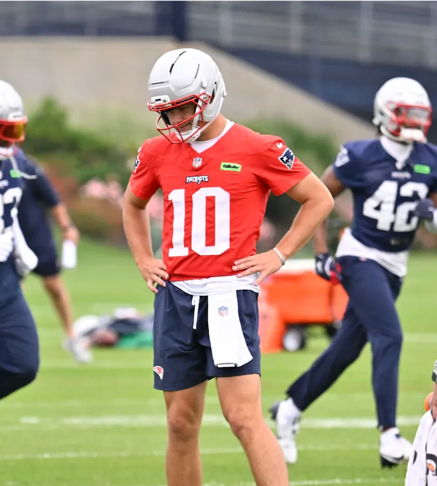Patriots’ Explosive Offense Faces One Critical Obstacle: Is the Lineup Collapsing?