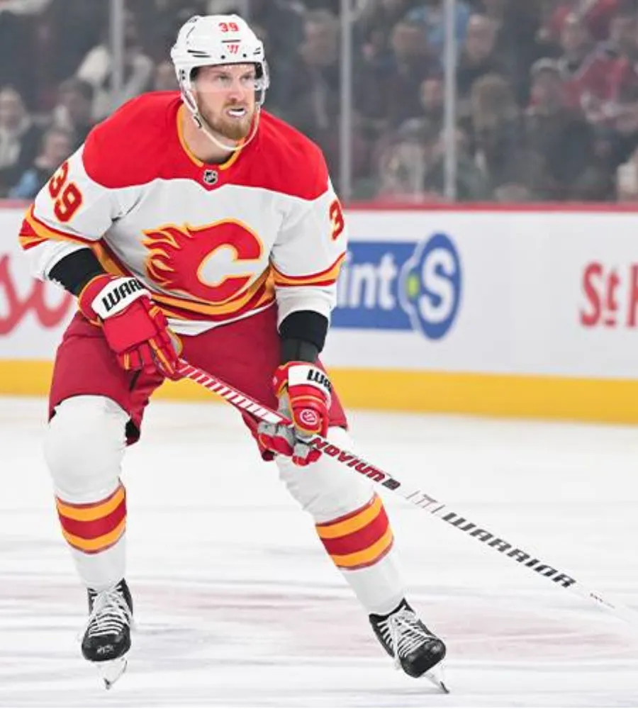 Penguins Sign Anthony Mantha To One-Year Deal