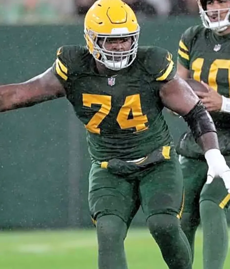 Packers have creative contract tools they can use to keep Elgton Jenkins happy in 2025 without offering a full extension just yet