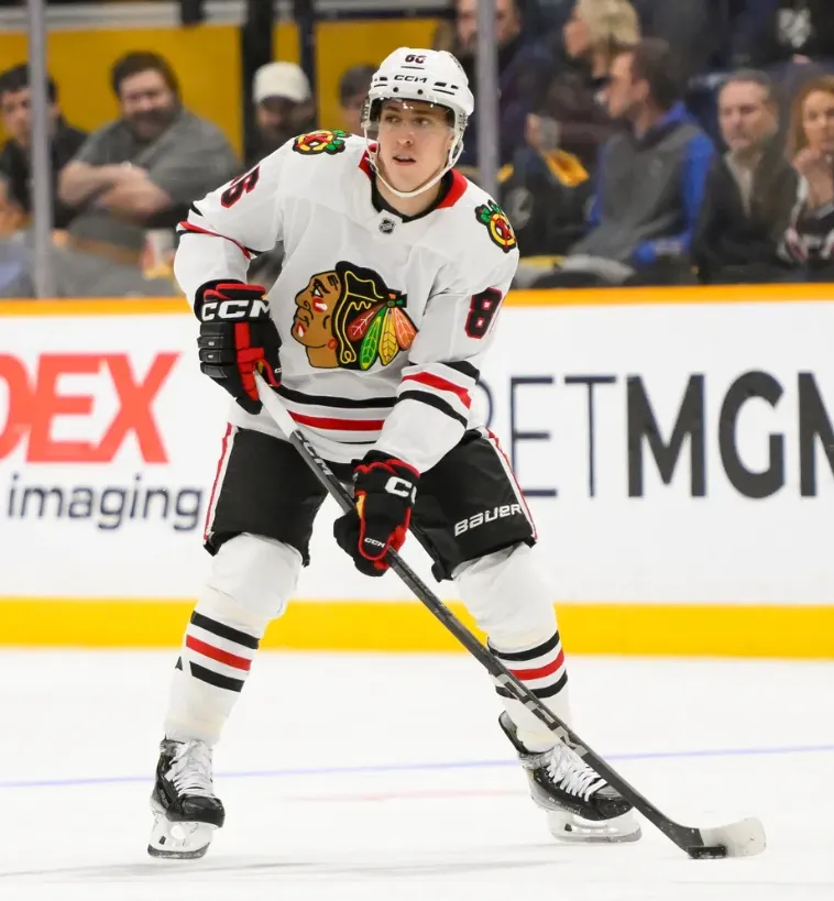 Where Blackhawks’ Teravainen Ranked in Points Among Players on New Teams in 2024-25