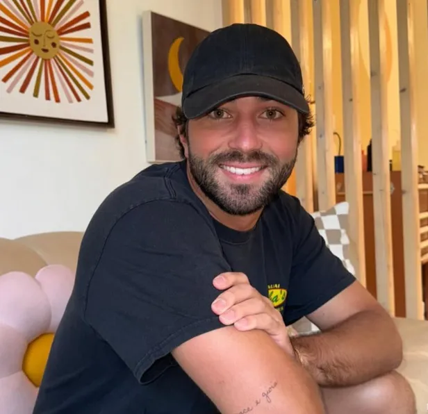 Joey Graziadei Opens Up About Struggling with Impostor Syndrome: ‘I Have Not Figured It Out’ Joey Graziadei Opens Up About Struggling with Impostor Syndrome: ‘I Have Not Figured It Out’