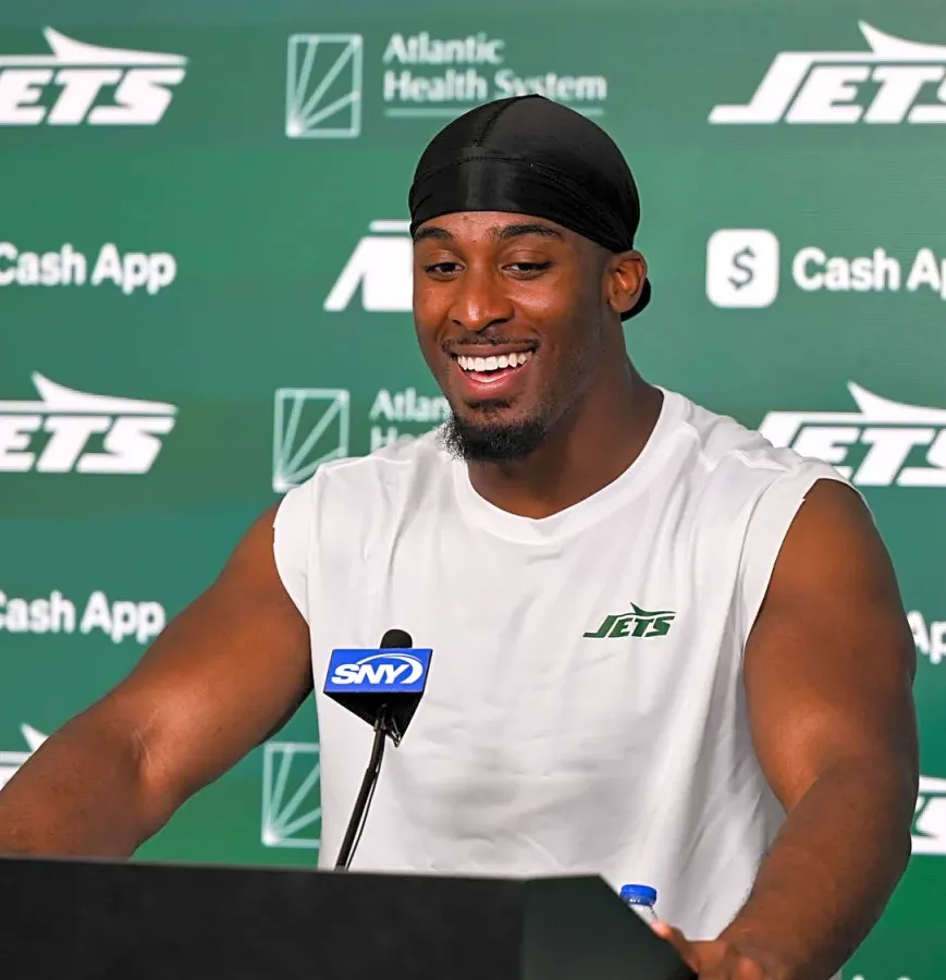 Breece Hall pushes back on rebuild talk, believes Jets can win now