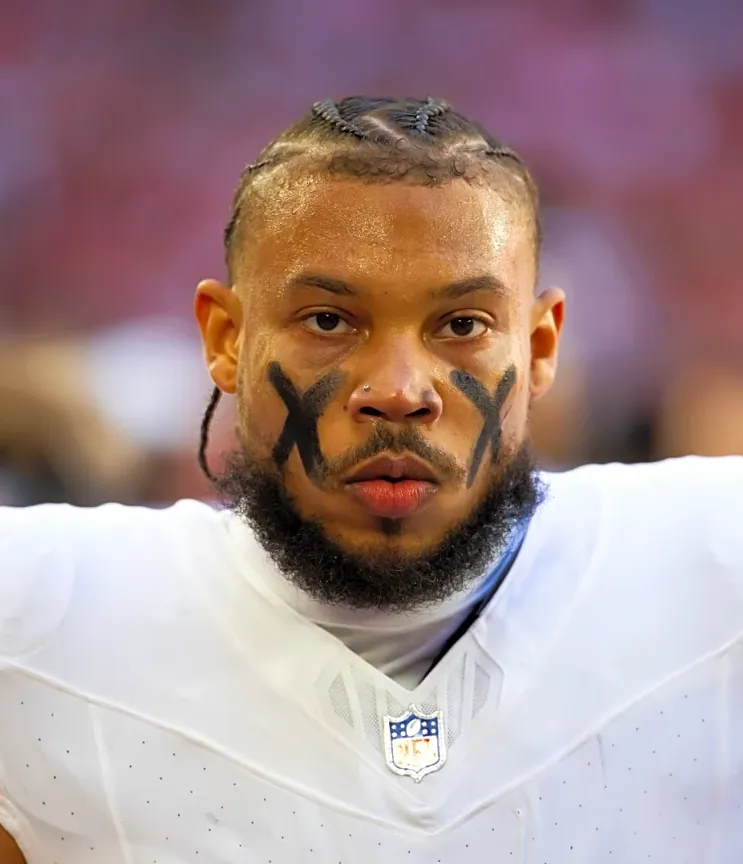 ‘Thirty Is A Very Scary Age’: Why Falcons LB Is Reading Self-Help Books
