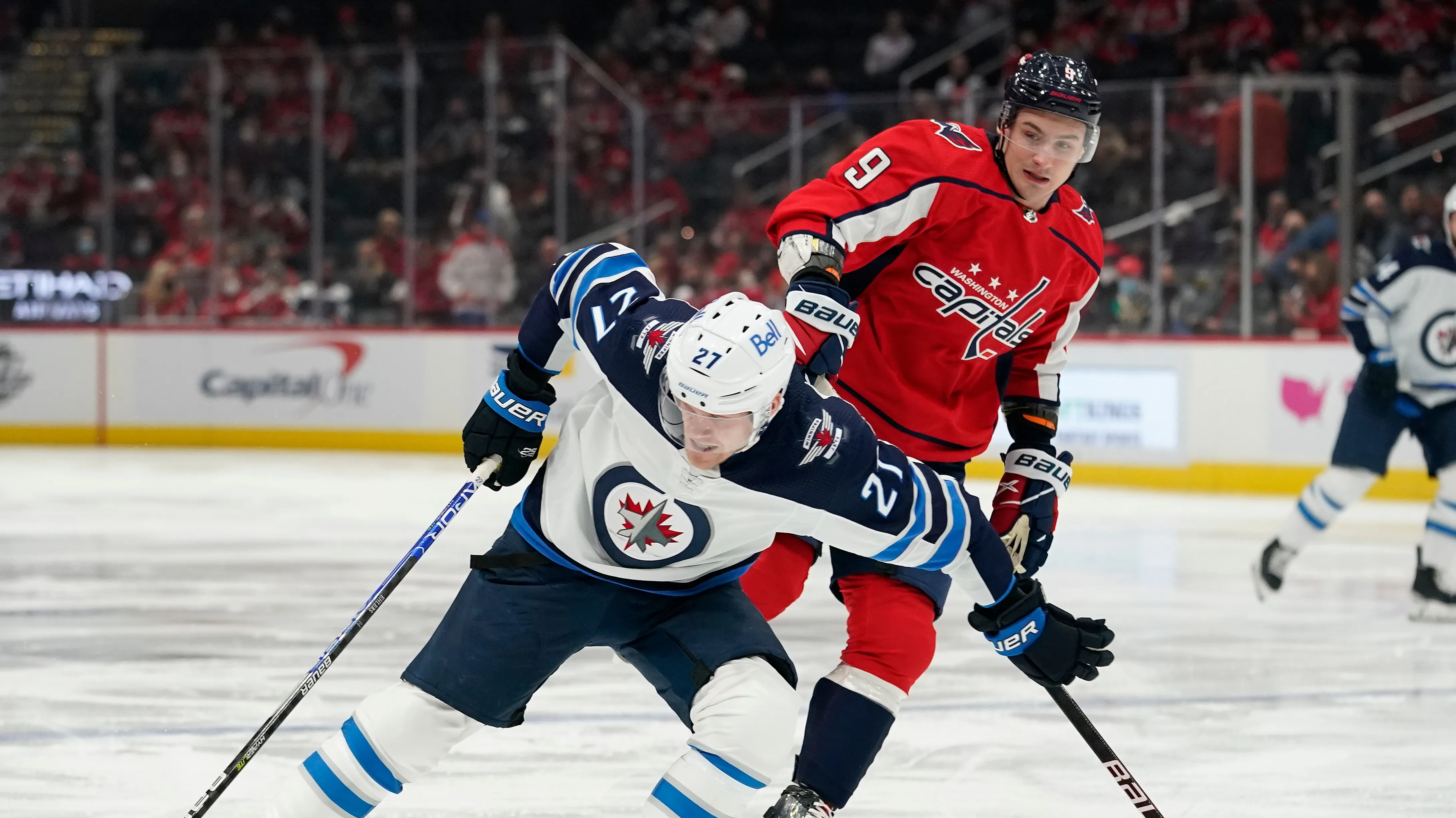 Nikolaj Ehlers holds NHL fans in suspense as he weighs final offer between Capitals and Hurricanes