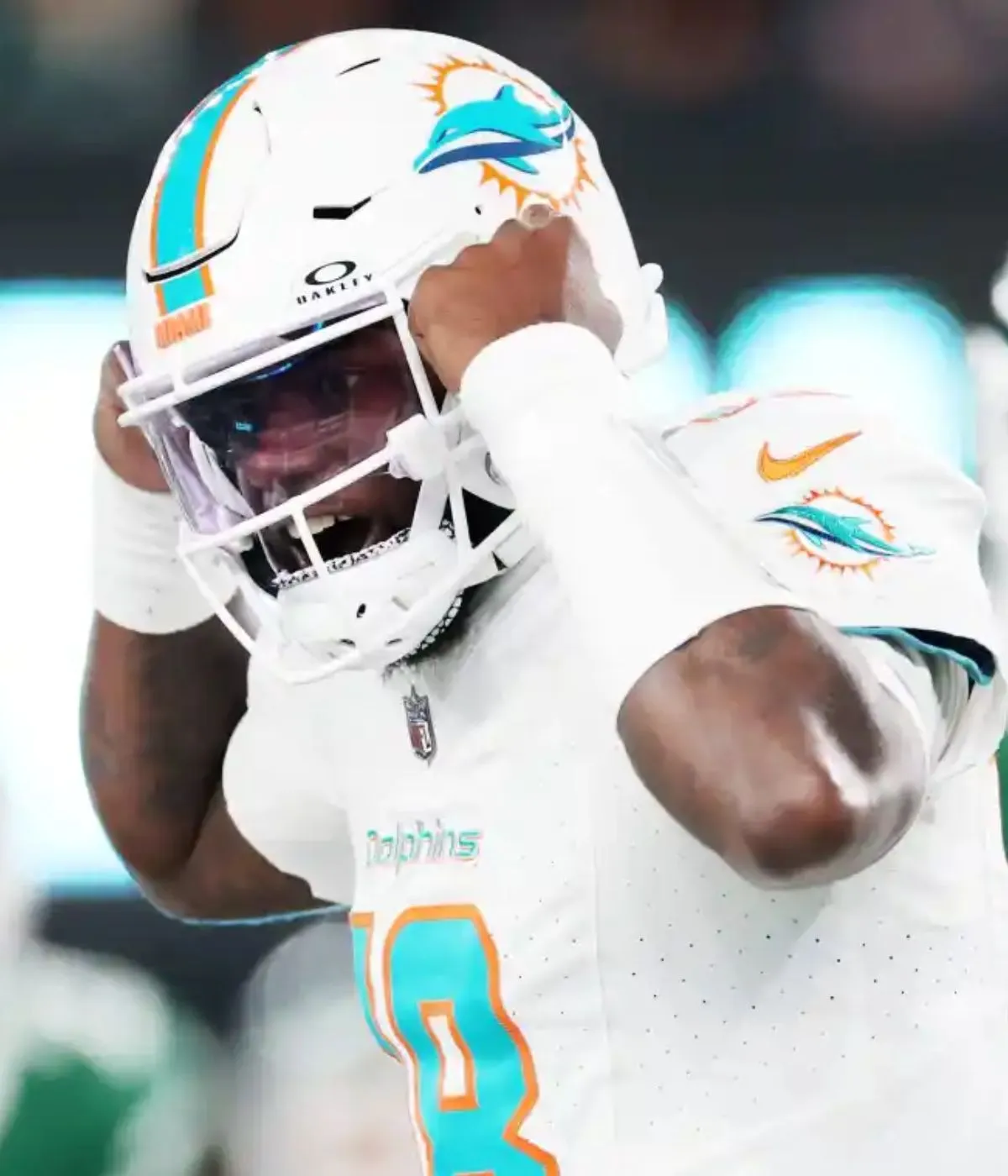 Buccaneers Urged to ‘Level Up’ at Backup QB With Former Pro Bowler