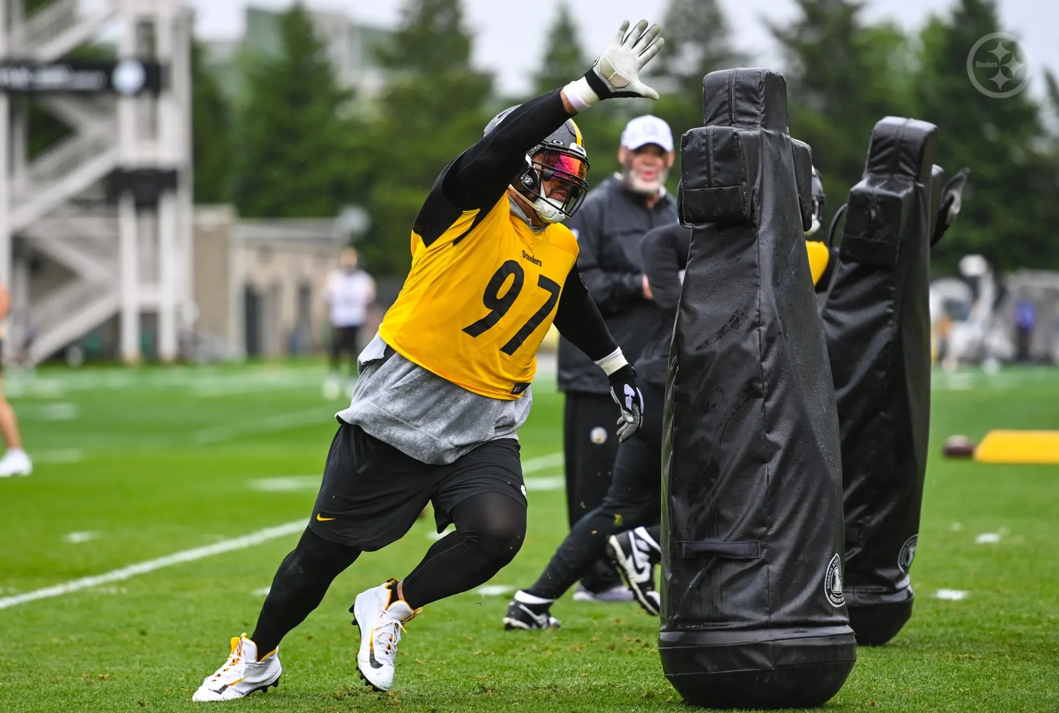 Steelers Rookie Opens Up About Cam Heyward’s Powerful Influence In Pittsburgh's Locker Room