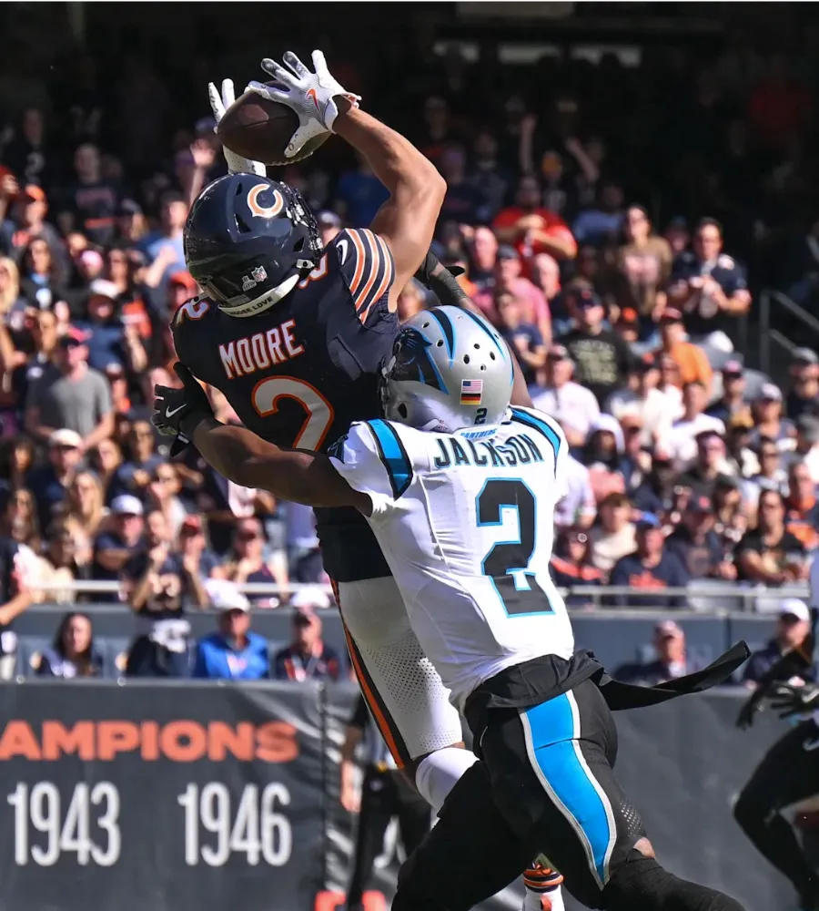 Bears’ Pass Catchers Crack NFL Top 10, Fuel Offseason Momentum