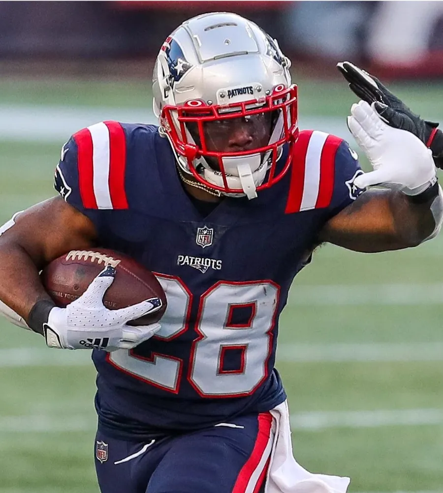 Patriots Legend James White BLASTS Dolphins Over Jonnu Smith Trade!