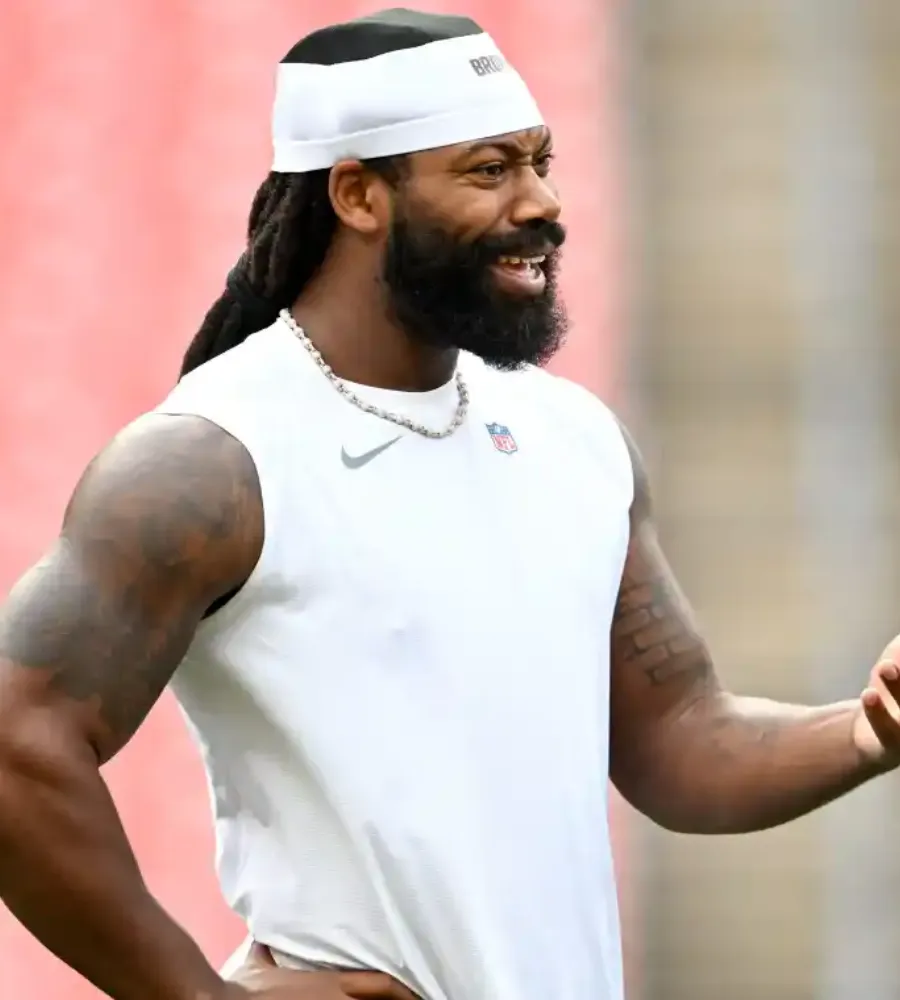 Bears Linked to Rival Pro-Bowl Edge, Urged to Sign Him Away From Lions