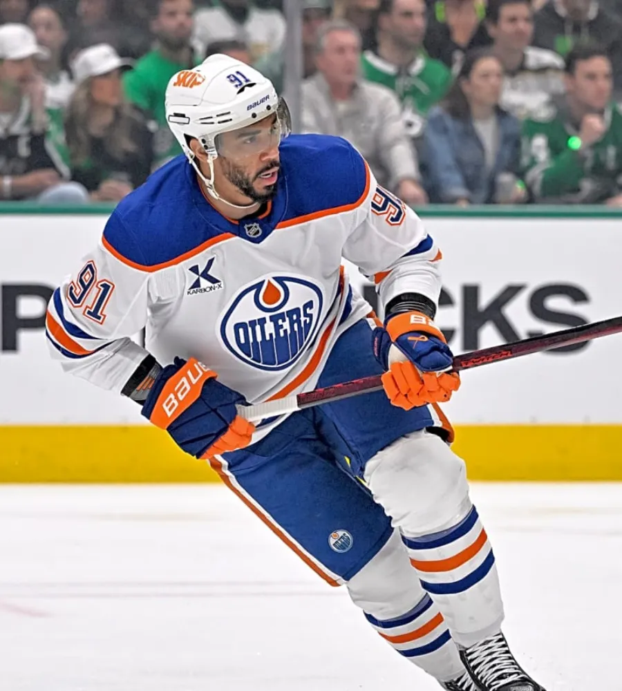 Fans Notice Oilers Oddly Leave Out Two Players In Goodbye Post