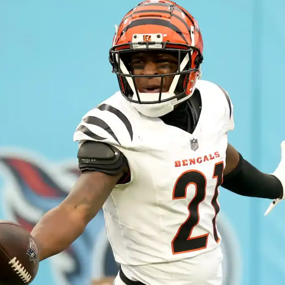 ‘The slot veteran every contender needs’ – Las Vegas Raiders named “best landing spot” for unsigned defensive star Mike Hilton as questions mount over untested secondary and lack of experience in nickelback room - suong