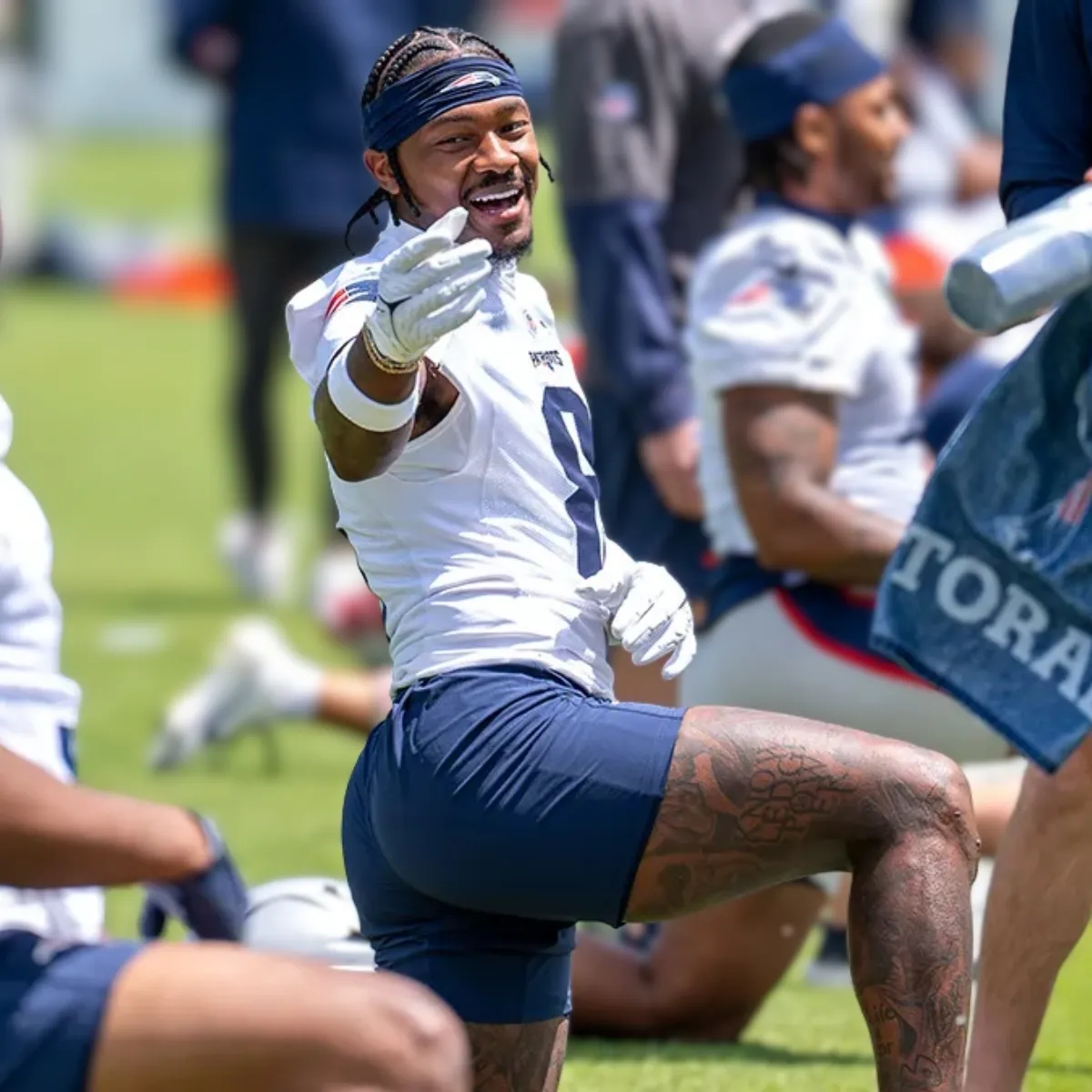 Insider Ignites Patriots Trade Rumors Around Four-Time Pro Bowler