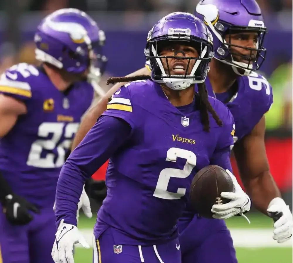 Eagles Pushed to Add CB Depth With $116 Million Former NFL Defensive POY