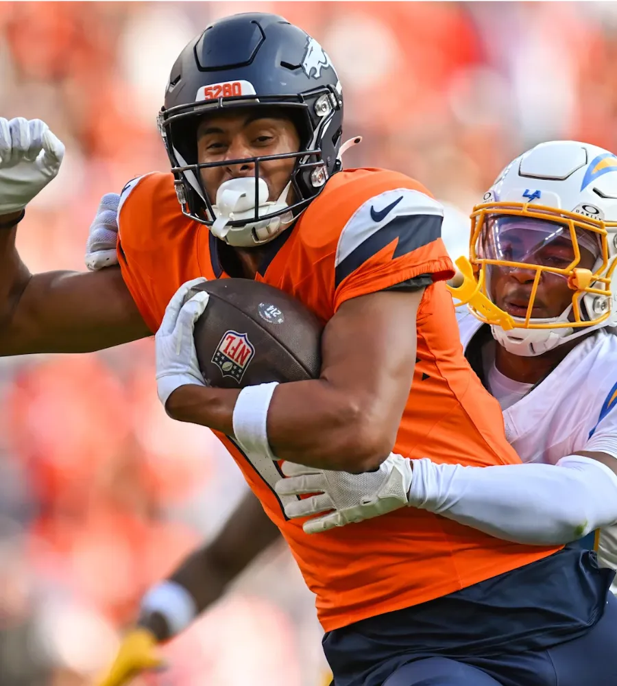 Broncos’ No. 2 WR Race Heats Up – Devaughn Vele Edges Marvin Mims for Slot Spotlight