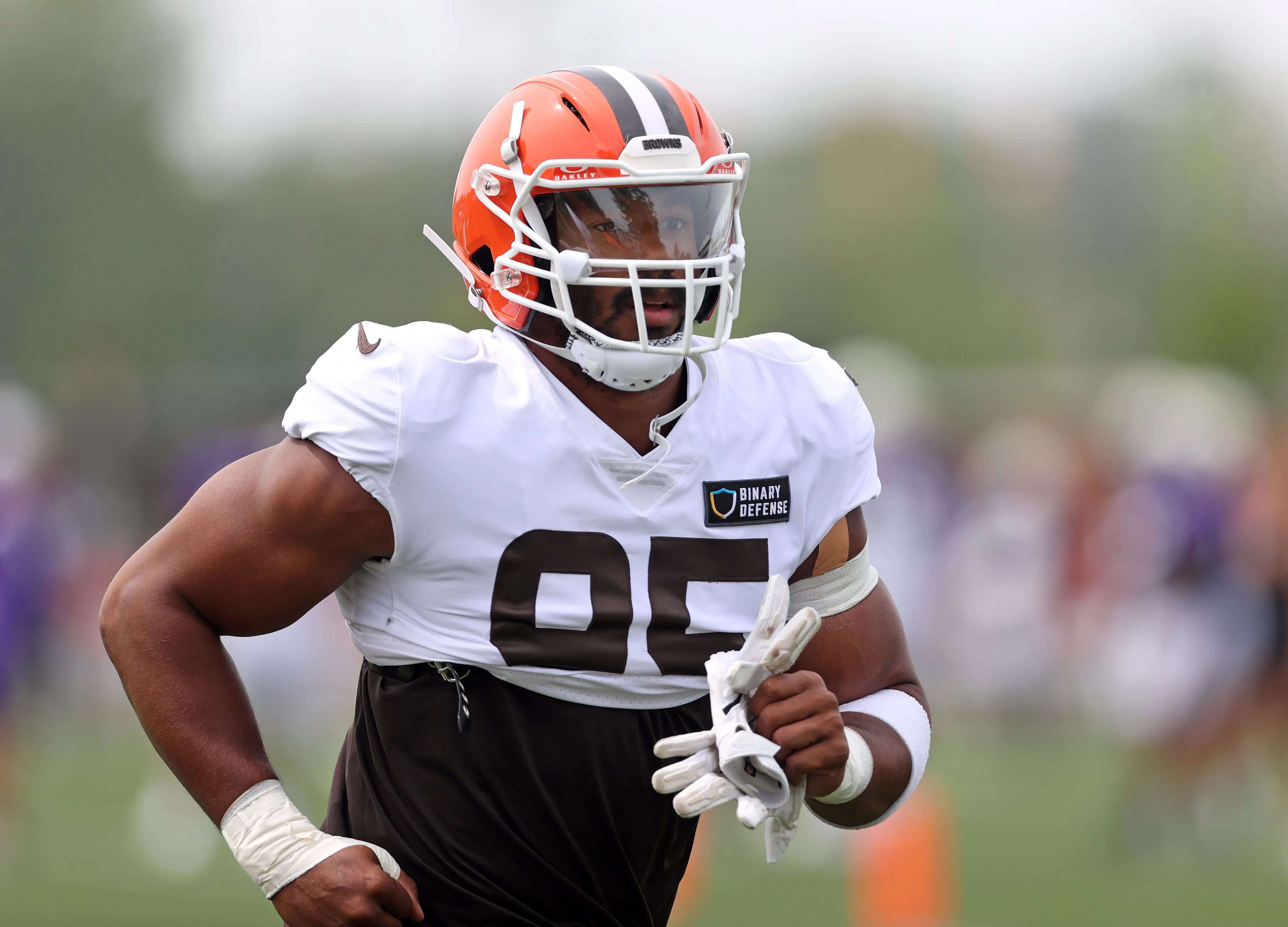 Myles Garrett vows redemption as Browns leader, eyes best season yet amid past frustrations