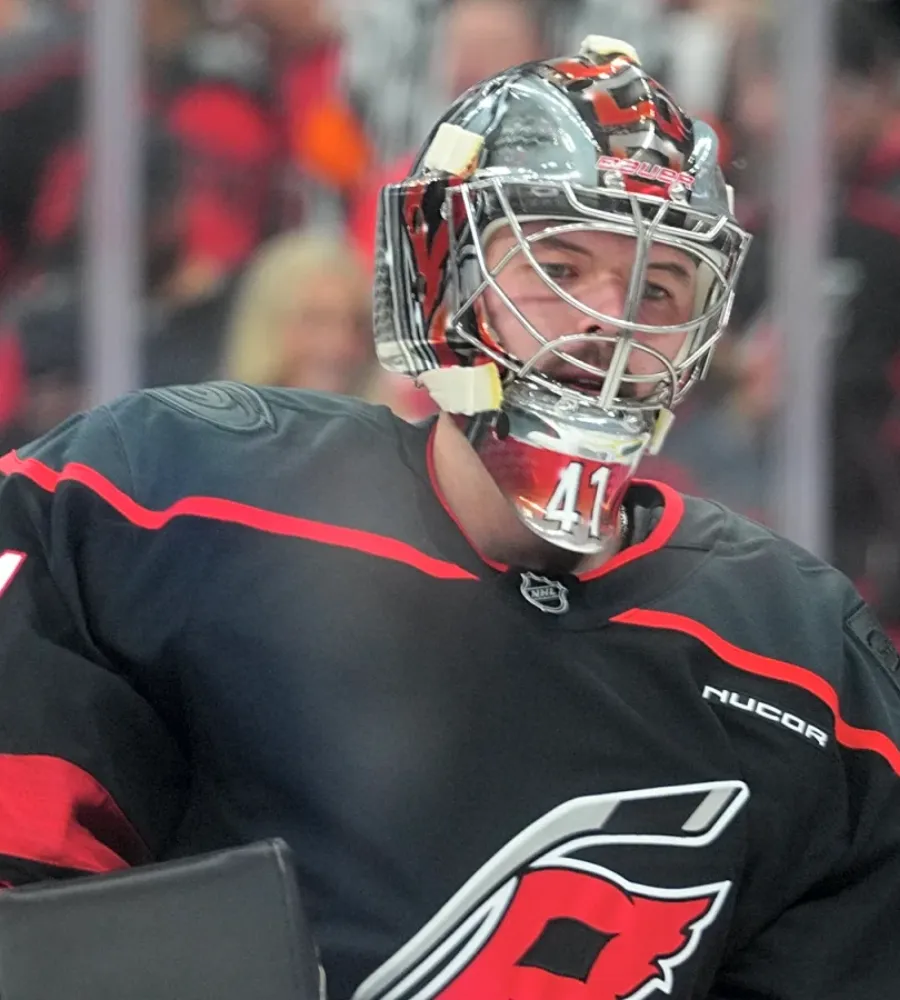 Former Vancouver Canucks Goaltender Leaves the NHL and Signs Overseas
