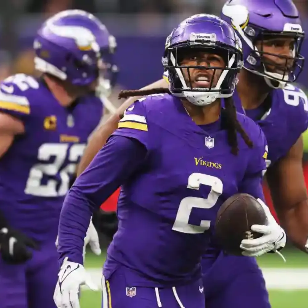 Eagles urged to sign $116 million NFL Defensive Player of the Year Stephon Gilmore – as fears grow over lack of veteran depth behind Quinyon Mitchell and Cooper DeJean in rebuilt secondary - suong